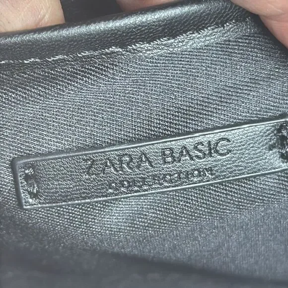 Zara, Multicoloured woven crossbody bag. Pearl and frayed detail on the flap. - Picture 10 of 14